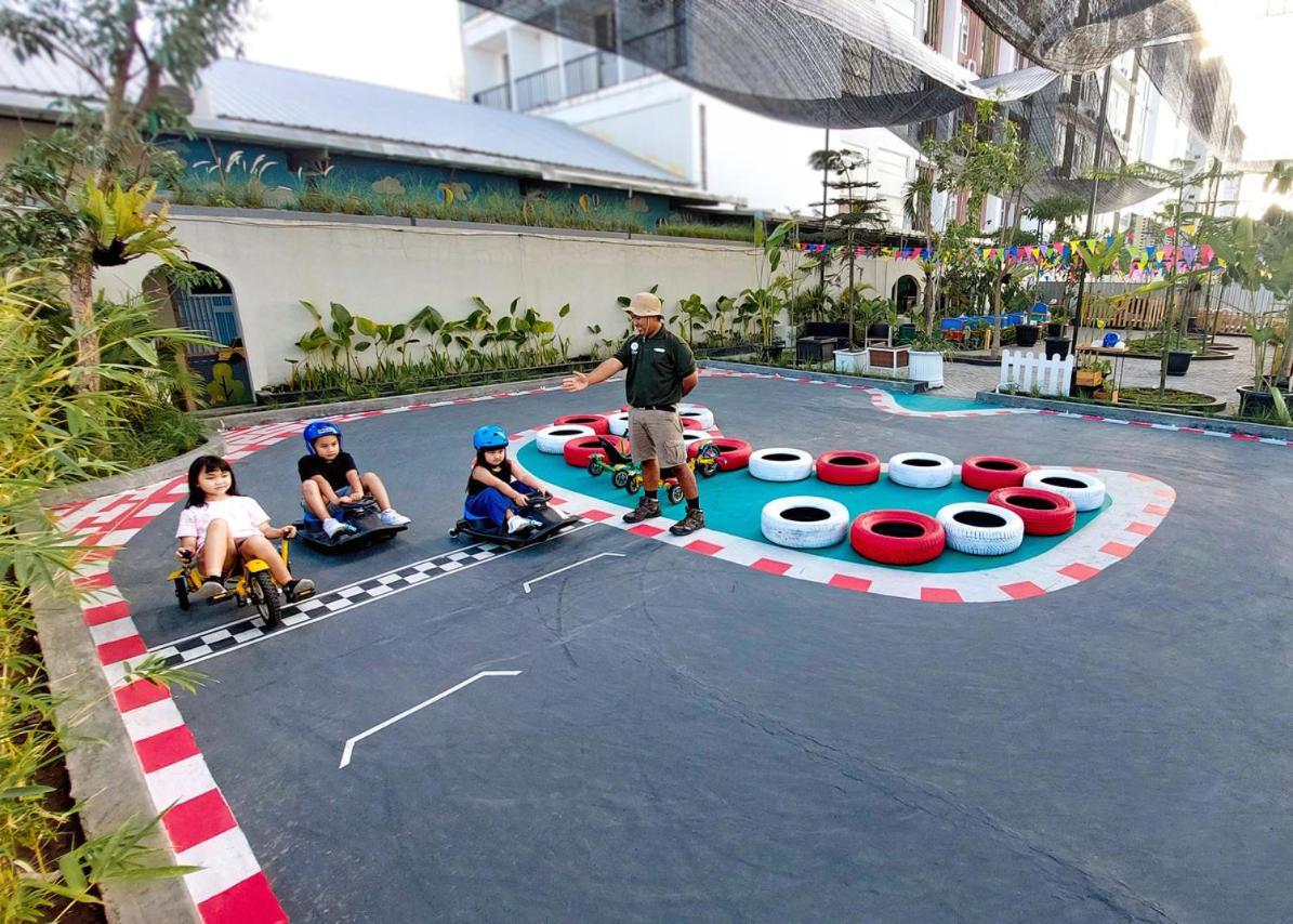 Hotel Fortunagrande Seturan Yogyakarta Exteriér fotografie